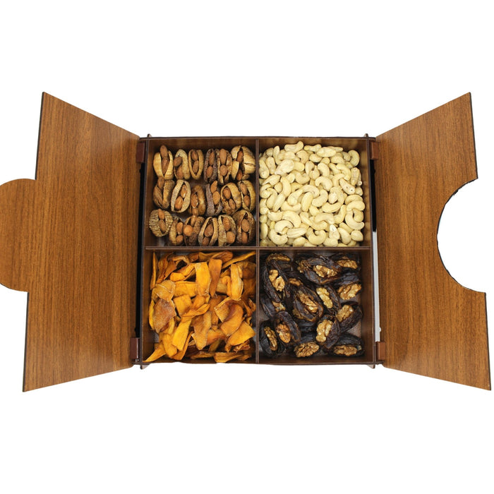Organic Premium Royal Gift Box (with Almonds and Walnuts)