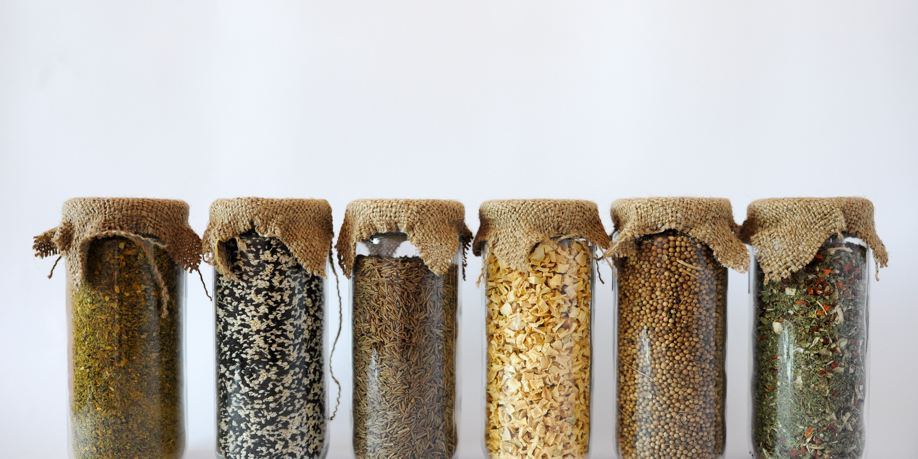 A Beginner’s Guide to Organic Herbs and Spices for Every Recipe